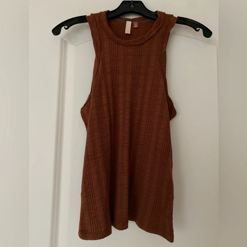 Pilcro Ribbed Tank - Picture 4 of 9